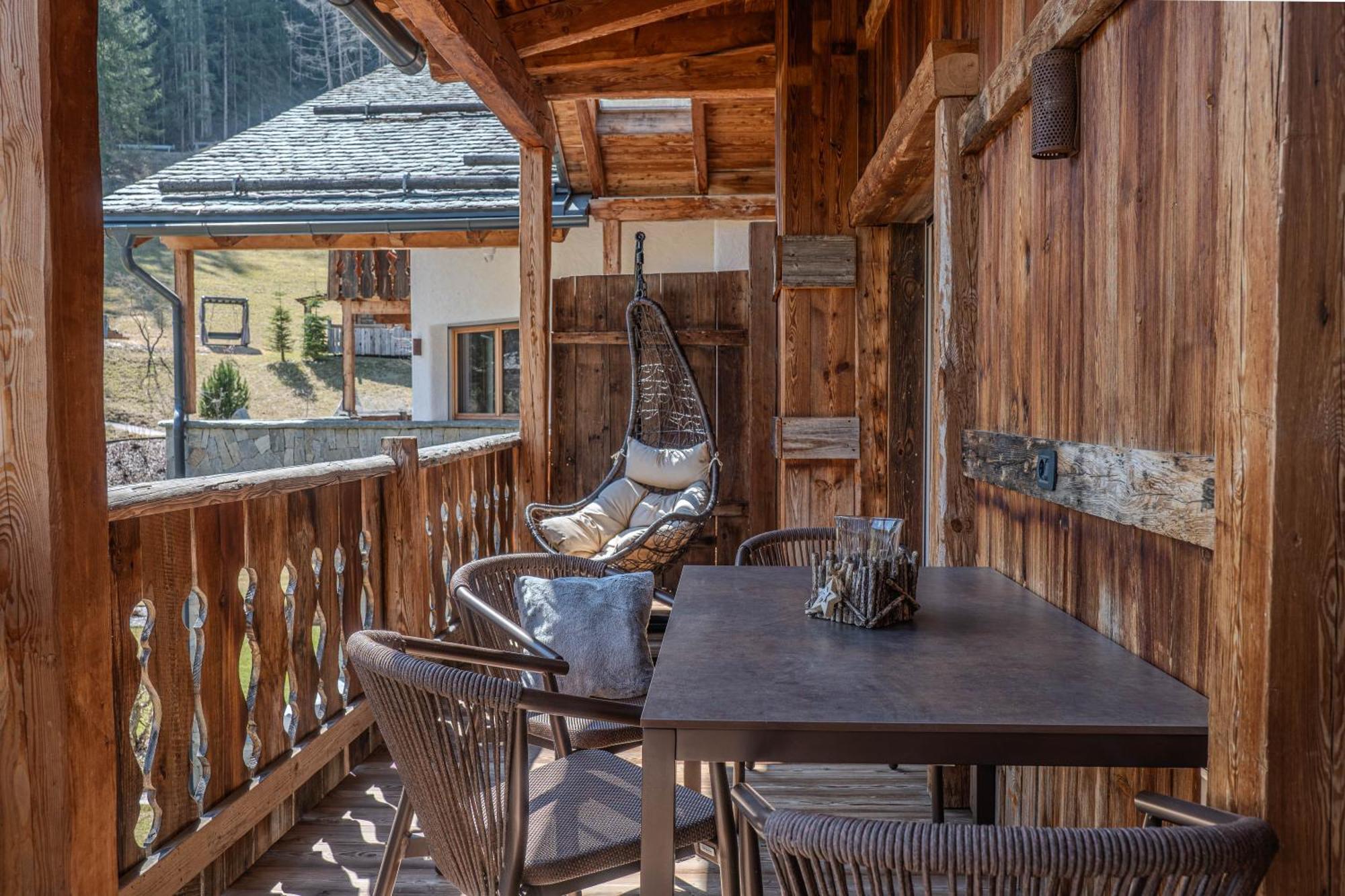 Alpine Mountain Chalet San Vigilio Di Marebbe Exterior foto